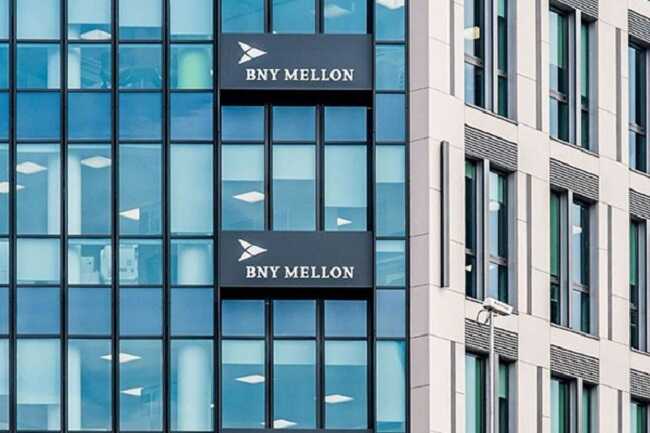 В Англії пропалестинські вандали атакували банківські офіси