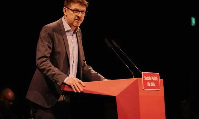 В Германии установили еще троих подозреваемых в нападении на политика Матиаса Экке