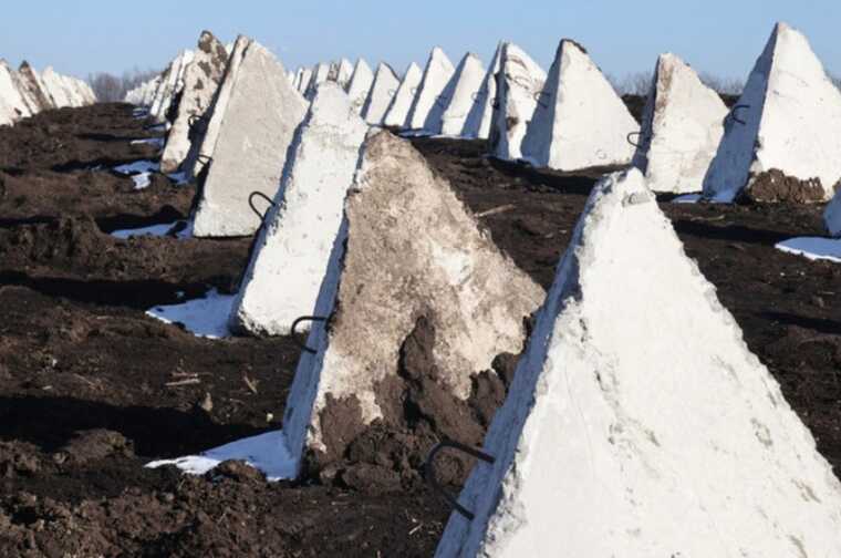 Нардепка Безугла заявила, що на захід від захопленої Авдіївки не було оборонних укріплень