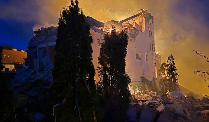 Нічна атака росіян по Харкову: внаслідок удару постраждали двоє осіб