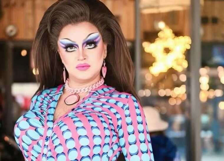 Олімпійський вогонь на відкриття Олімпіади вулицями Парижа пронесе трансвестит