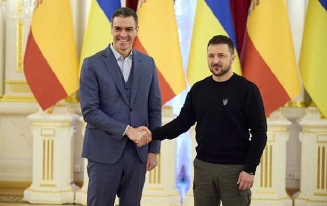 Zelenskyy goes to Spain to sign a security agreement - media