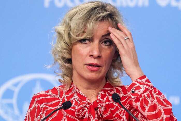 Захарова в істериці назвала злочином співпрацю МОК з Україною