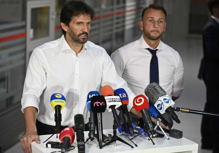 Slovak Prime Minister Fico is in a stable but very serious condition