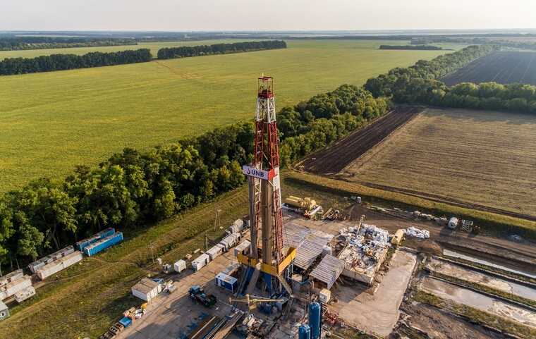 Найбільша приватна газовидобувна компанія "Укрнафтобуріння" (УНБ) зупинила видобуток
