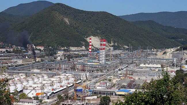 У Туапсе після атаки безпілотників зупинився НПЗ, — Reuters