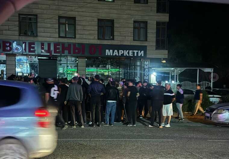 У Бішкеку почалися масові заворушення