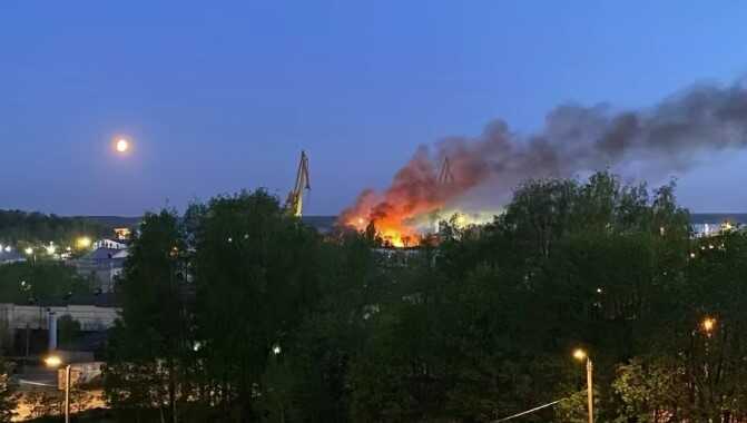 За атакою на нафтобазу в Ленінградській області РФ стоїть ГУР, – ЗМІ
