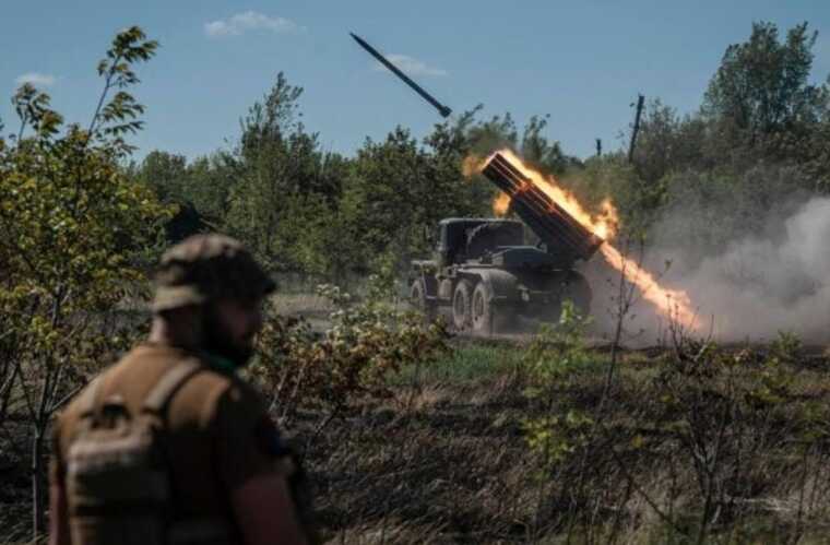 Найбільша активність окупантів спостерігається на двох напрямках, – Генштаб