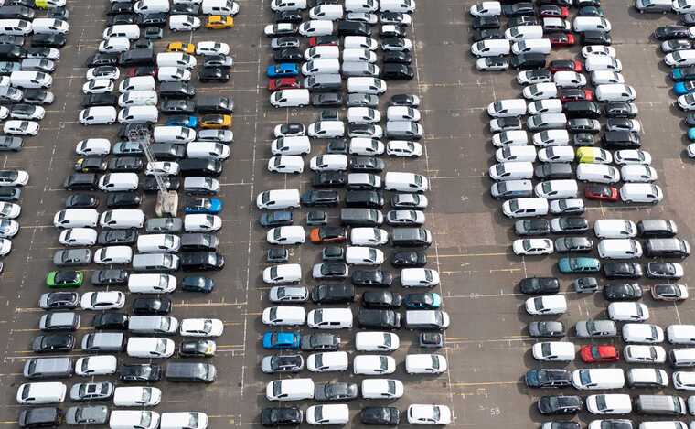 Украина получила партию автомобилей, собранных Лондоном в рамках программы утилизации