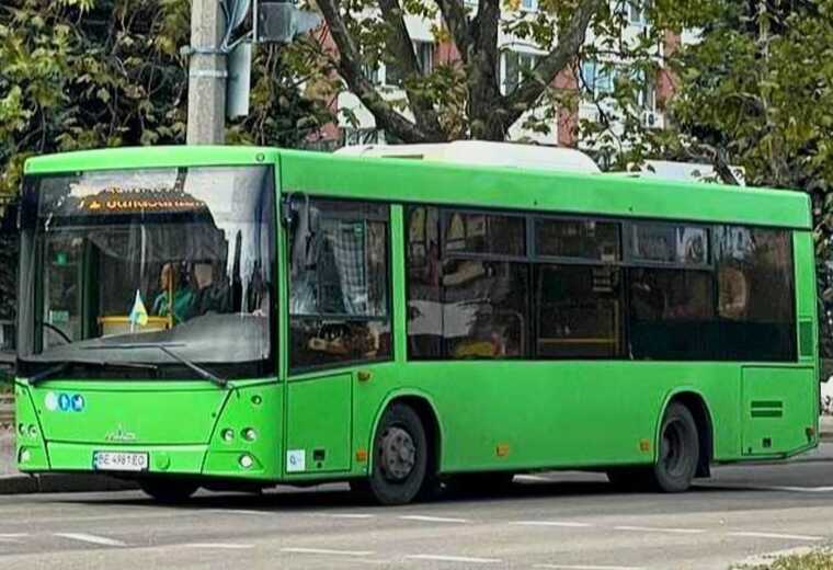 У Миколаєві на маршрути не вийдуть два міські автобуси: водіїв мобілізували