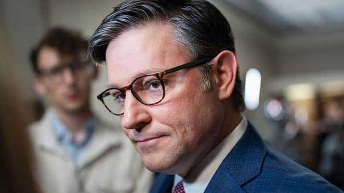 Майк Джонсон поддержал возможность ударов Украины по РФ американским оружием