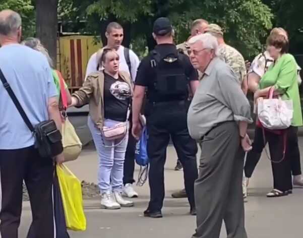 У Харкові військовий побився із цивільним чоловіком