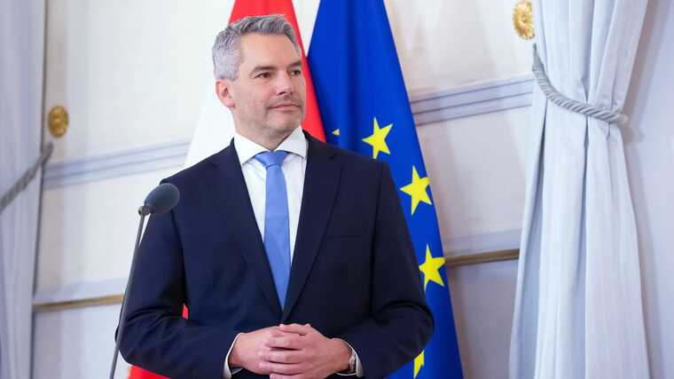 Канцлер Австрії підтвердив свою участь у Саміті миру