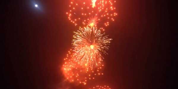 У Києві в Дарницькому районі вночі невідомі запустили феєрверк