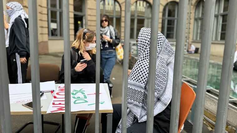 Протестующие против действий Израиля в Палестине захватили здание университета в Берлине