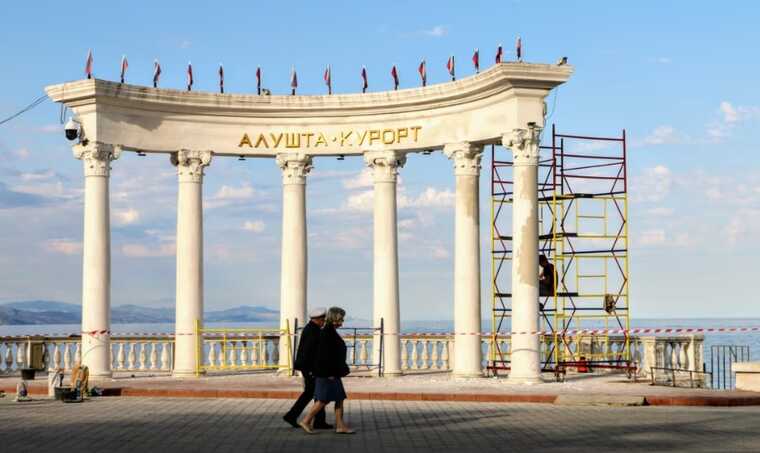 В Алушті уражено вузол зв’язку російських окупантів, – «АТЕШ»