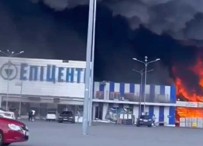 Two Cabs hit a hypermarket in Kharkiv, - RMA