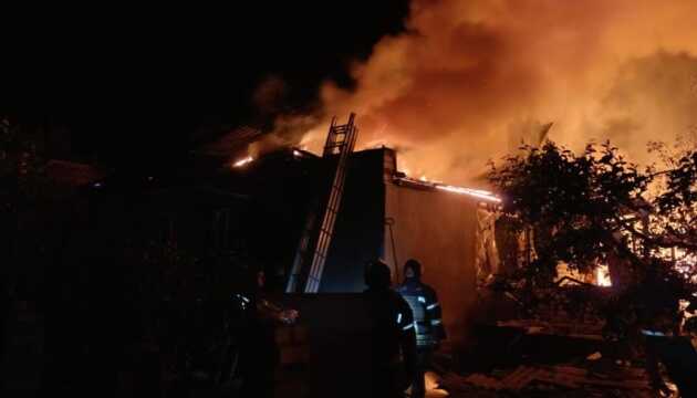 Окупанти ввечері обстріляли Борову на Харківщині: постраждав чоловік