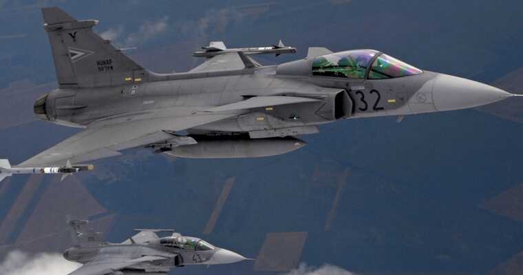      Gripen   F-16