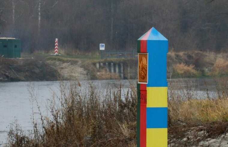 У Білорусі Гомельська область, що межує з Україною, готова до переведення на воєнний час