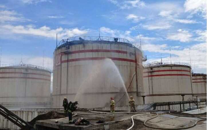 У РФ в Республіці Комі сталася пожежа на НПЗ: є загиблі