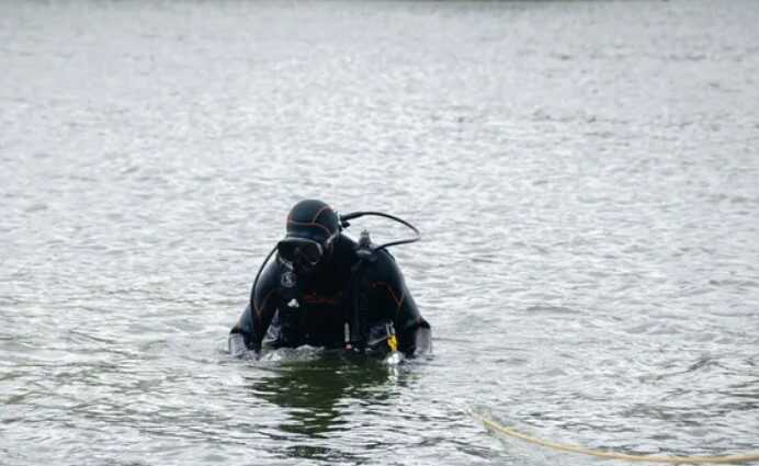 У Києві під час купання на озері потонув хлопчик