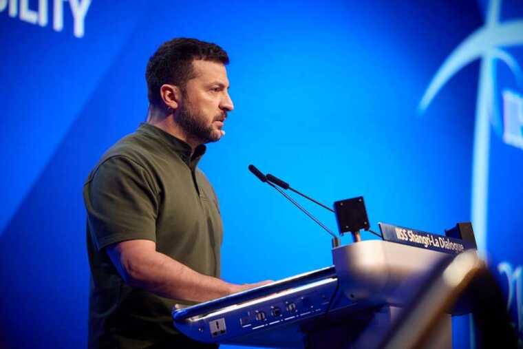 На російський ринок потрапляють елементи зброї з КНР, - Зеленський