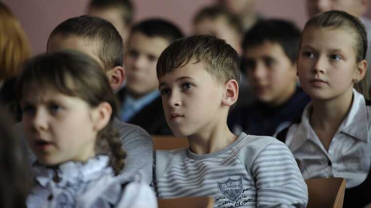 У Латвії школярам ввели обов’язковий предмет "Державна оборона"