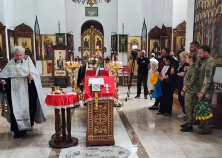 У Слов’янську прощаються з журналісткою Анастасією Волковою, яка загинула в ДТП