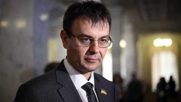 Кабмін зараз готує пропозиції щодо підвищення певних податків, — Гетманцев