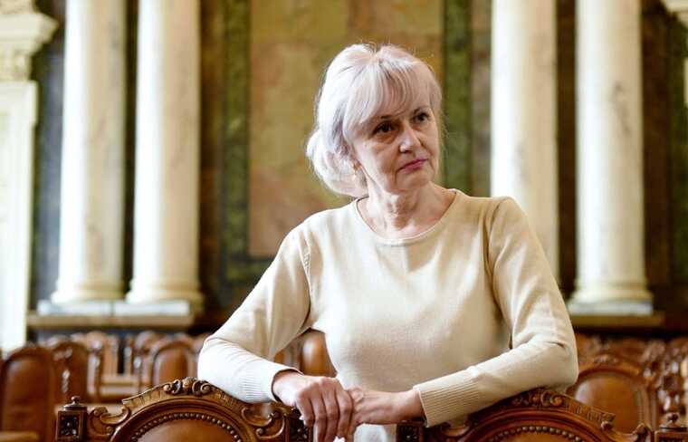 Ирину Фарион официально восстановили в должности во Львовской политехнике