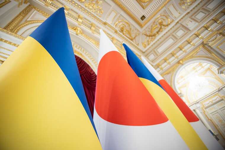 Ukraine will sign security agreements with the US and Japan