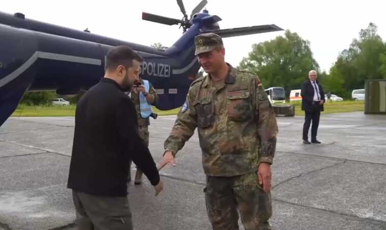 Зеленський відвідав 21 зенітно-ракетну групу, де українські військовослужбовці тренуються для роботи на Patriot