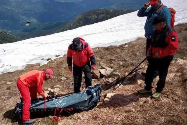Правоохоронці встановили особу чоловіка, тіло якого виявили у Карпатах неподалік від кордону