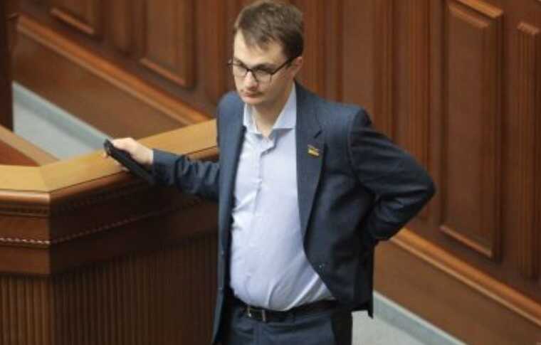 Депутат Брагар під час війни придбав собі Lexus