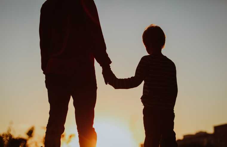 В Украине увеличилось количество обращений мужчин в суд, чтобы получить статус отца-одиночки