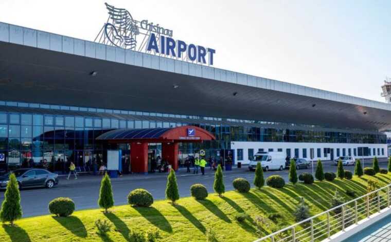 У Кишиневі не дали здійснити посадку літаку з проросійськими молдовськими політиками