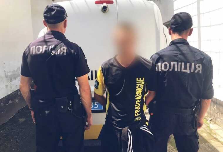 На Київщині чоловік кинув гранату на вулиці