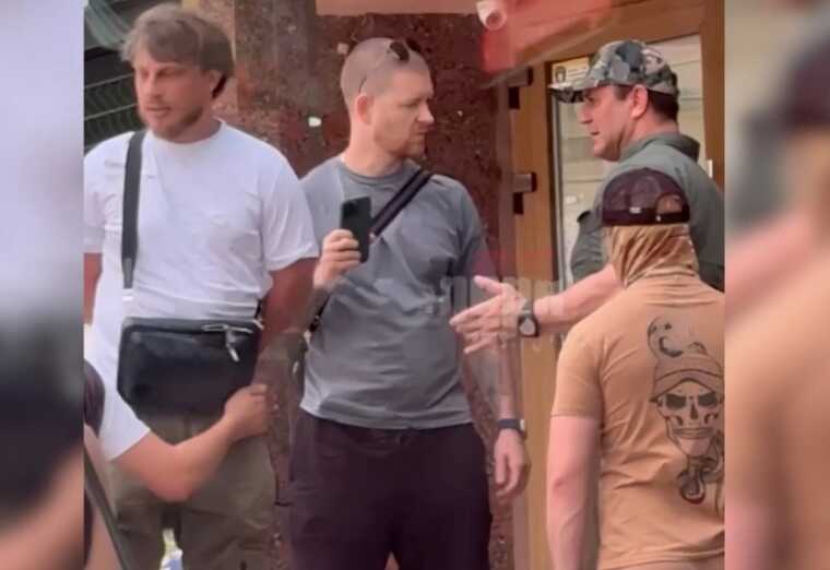 A fight broke out in Dnipro during a "raid on bot farms" organised by MP Tyshchenko