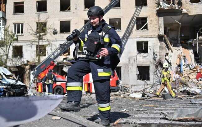 The Russian Federation launched four CABs on Kharkiv: a video of the arrival was shown online