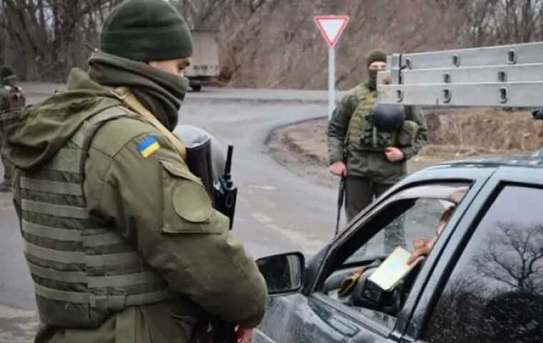 Що робити, якщо вручили повістку попри бронь від мобілізації