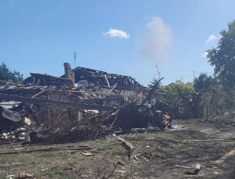 Donetsk RMA publishes photos of the consequences of the shelling of Toretsk