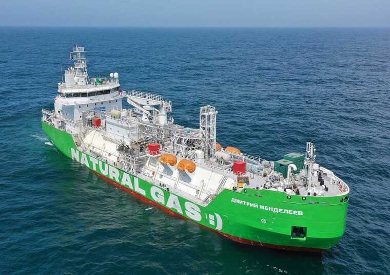 Bloomberg: РФ начала строить теневой флот для перевозки СПГ по всему миру