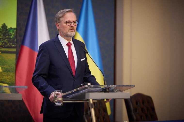 Прем’єр Чехії розповів, коли буде підписано угоду про гарантії безпеки з Україною
