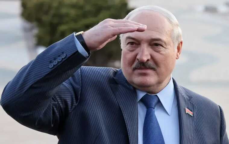 Лукашенко угрожал «высокой боеготовностью» беларусских войск на границе «из-за активизации ВСУ»
