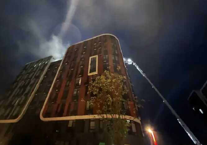 В Киеве загорелся известный ЖК