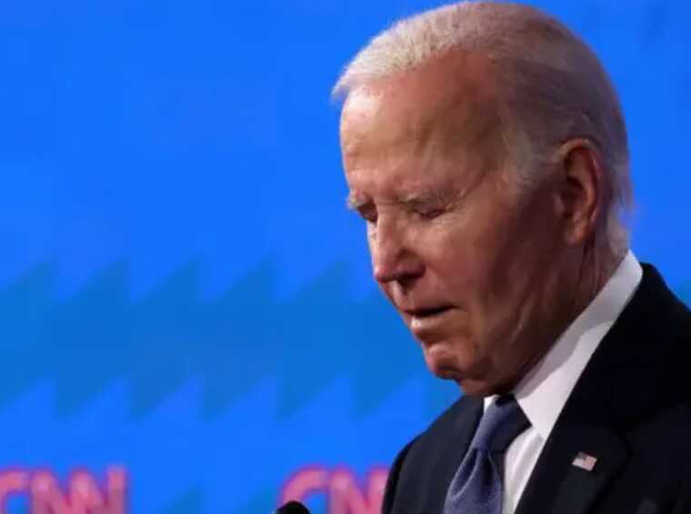 NYT: Байден після дебатів засумнівався щодо участі в виборах