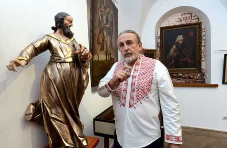 Как частный музейщик Недяк получил 70 гектаров по цене "однушки"