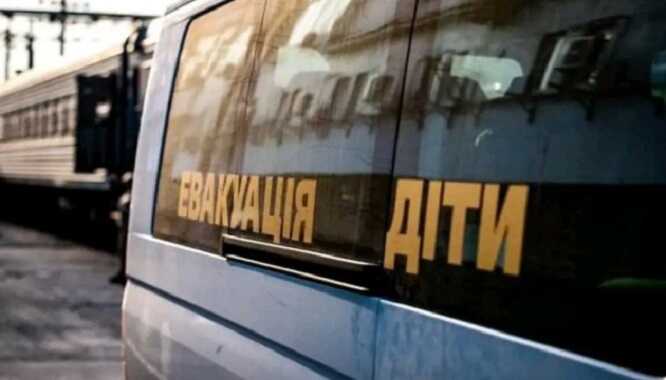 Із прифронтових районів Донеччини евакуювали понад 1300 дорослих і дітей за тиждень